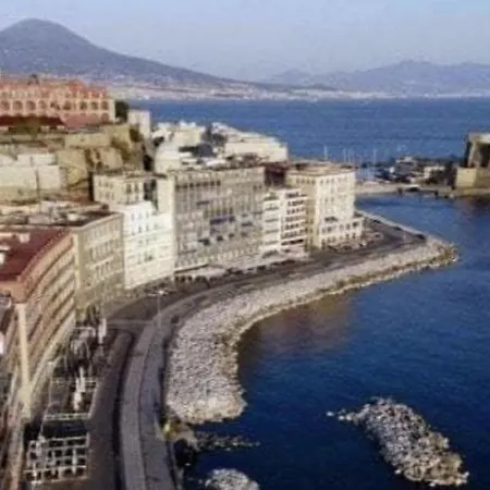 Sweet Bella * Nápoly